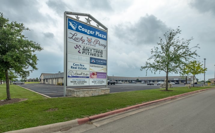Pictures of Retail, Office property located at 305 Limestone Terrace, Jarrell, TX 76537 for lease - image #1