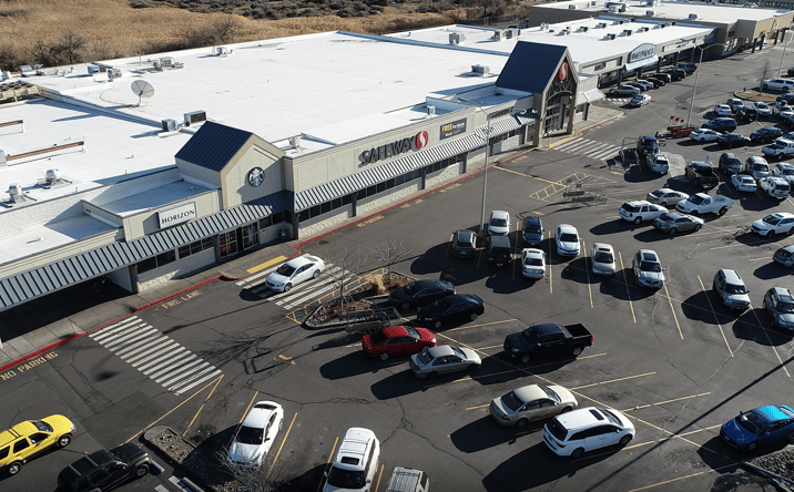 Pictures of Retail property located at 601 S Pioneer Way, Moses Lake, WA 98837 for lease - image #1