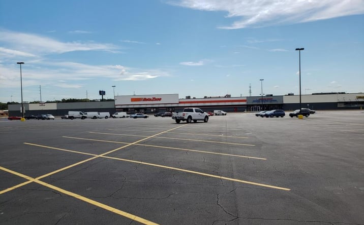 Pictures of Retail property located at 8207 - 8325 N Florida Ave, Tampa, FL 33604 for lease - image #1