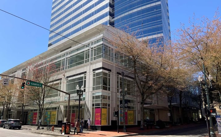 Pictures of Retail property located at 750 SW 9th Ave, Portland, OR 97214 for lease - image #1