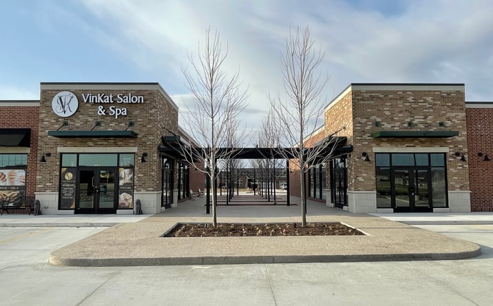 Pictures of Retail, Restaurant, Office property located at 1608 Patton Dr, Mahomet, IL 61853 for lease - image #1