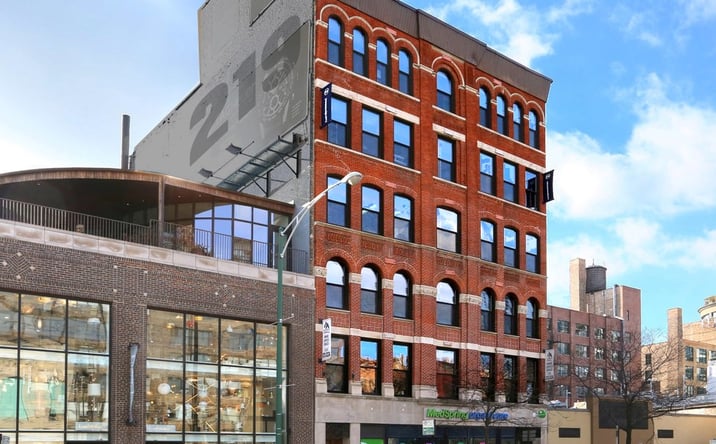 Pictures of Office property located at 219 W Chicago Ave, Chicago, IL 60654 for lease - image #1