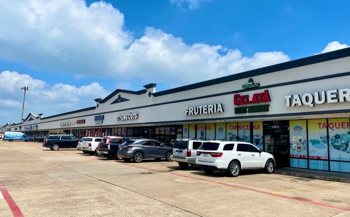 Pictures of Retail property located at 16226 Loch Katrine Ln, Houston, TX 77084 for lease - image #1