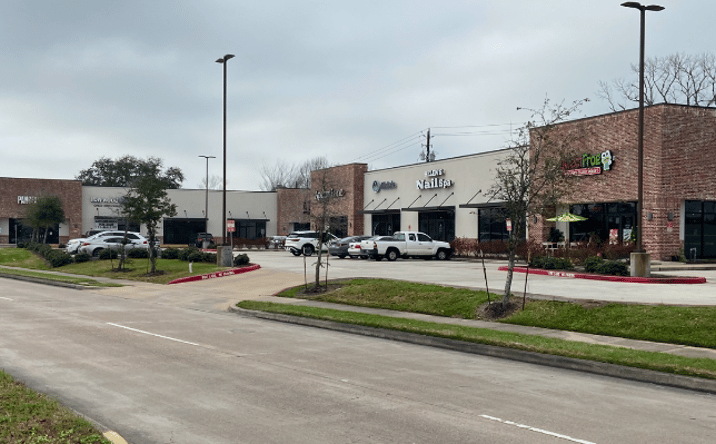 Pictures of Retail property located at 2114 El Dorado Blvd, Friendswood, TX 77546 for lease - image #1