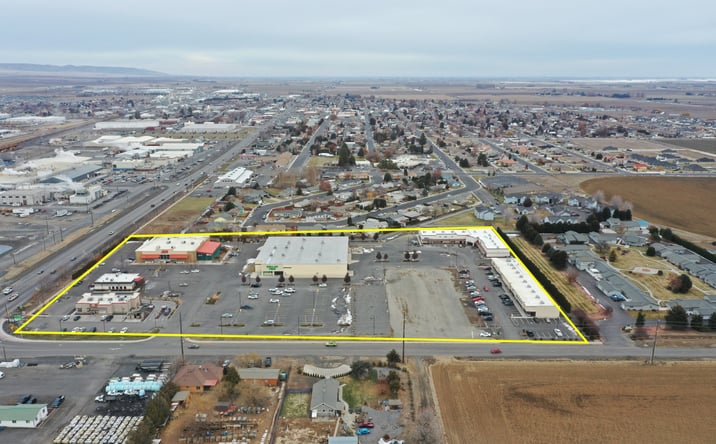 Pictures of Retail, Special Purpose, Office property located at 814 13th Ave SW, Quincy, WA 98848 for lease - image #1