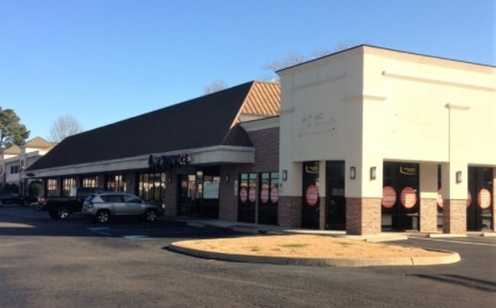 Pictures of Retail, Office property located at 5600 Virginia Beach Boulevard, Virginia Beach, VA 23462 for lease - image #1