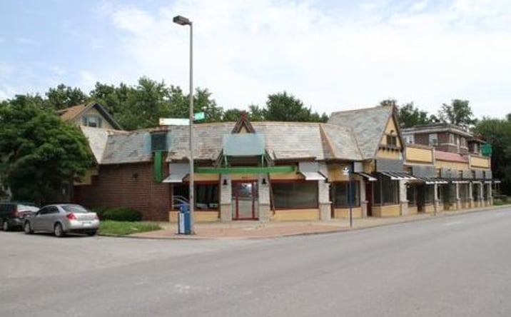 Pictures of Retail, Restaurant property located at 3701A Summit St, KCMO, MO 64111 for lease - image #1