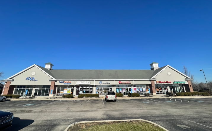 Pictures of Retail, Restaurant property located at 6360 Tylersville Rd, Mason, OH 45040 for lease - image #1