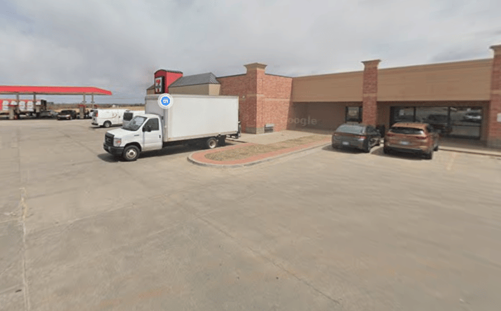 Pictures of Retail property located at 12904 N Mustang Rd, Yukon, OK 73099 for lease - image #1