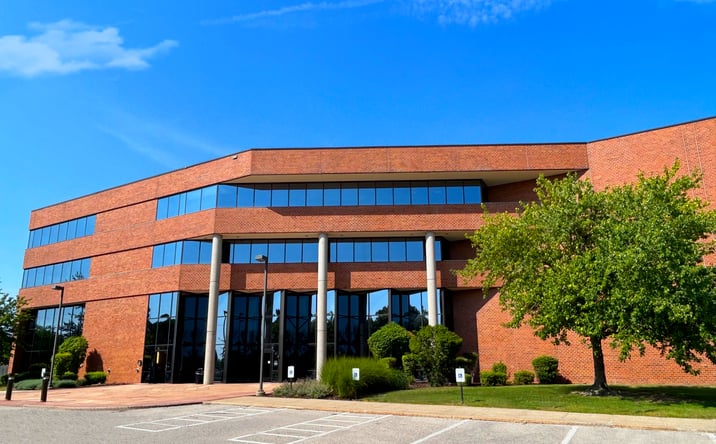 Pictures of Office property located at 2700 Westown Pkwy, West Des Moines, IA 50266 for lease - image #1