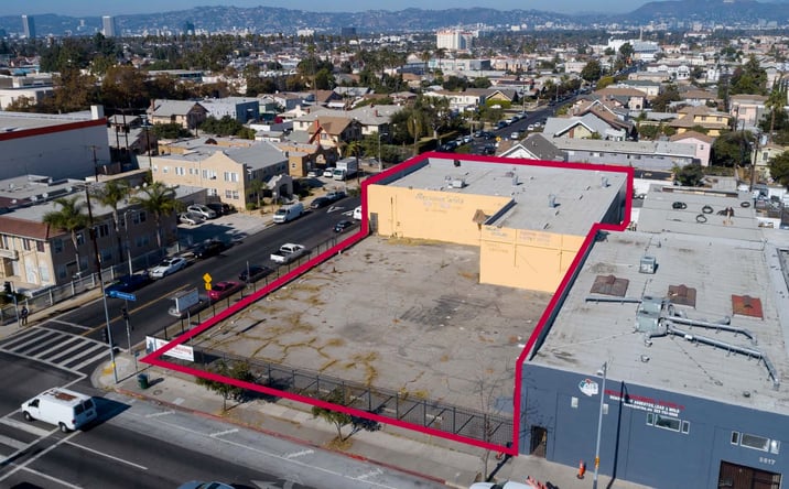Pictures of Retail, Industrial, Land property located at 3521 W Washington Blvd, Los Angeles, CA 90019 for lease - image #1