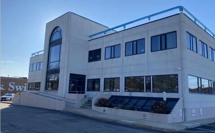 Pictures of Office property located at 11 Vanderbilt Avenue, Norwood, MA 02062 for lease - image #1