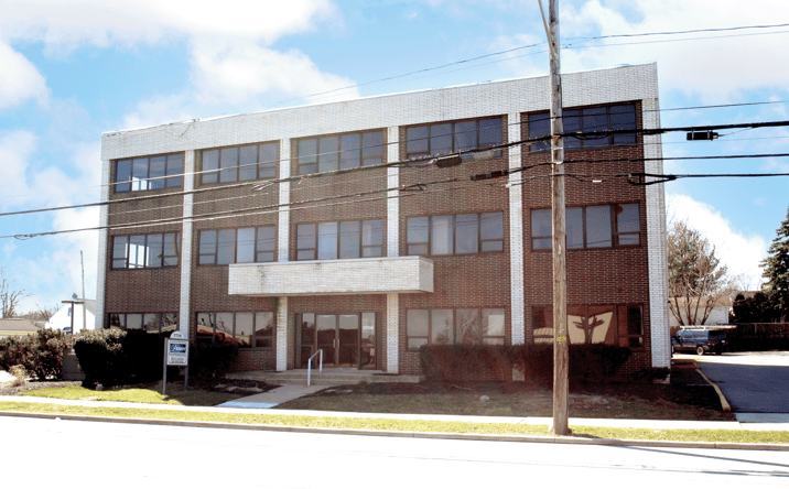 Pictures of Office property located at 5706 Turney Rd, Garfield Heights, OH 44125 for lease - image #1