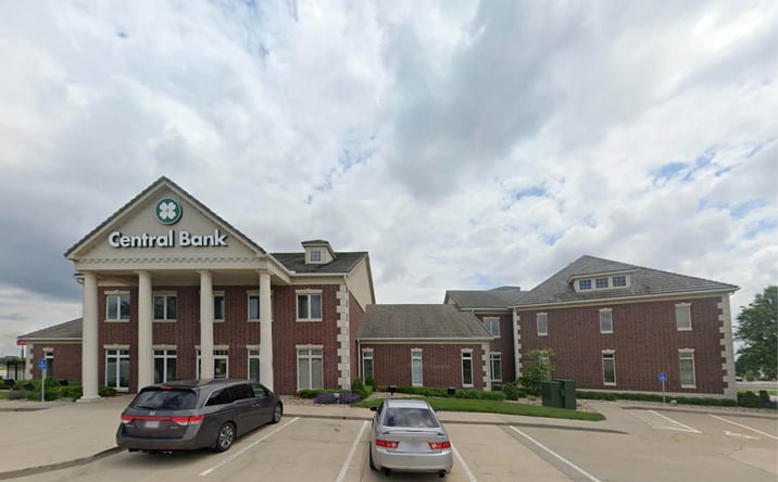Pictures of Office property located at 2400 NW Prairie View Road, Platte City, MO 64079 for lease - image #1
