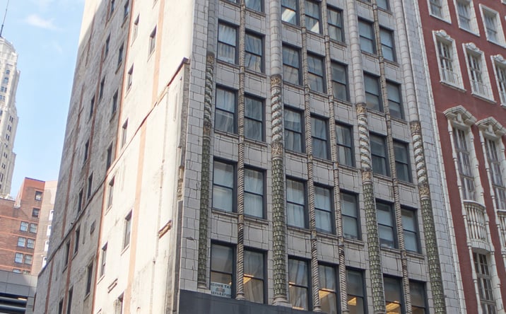 Pictures of Retail, Office property located at 180 W Washington St, Chicago, IL 60602 for lease - image #1