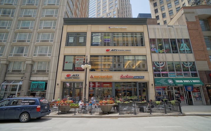 Pictures of Retail property located at 324 N Michigan Ave, Chicago, IL 60601 for lease - image #1