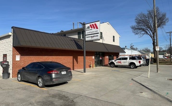 Pictures of Industrial property located at 2022 N 83rd St, Omaha, NE 68134 for lease - image #1