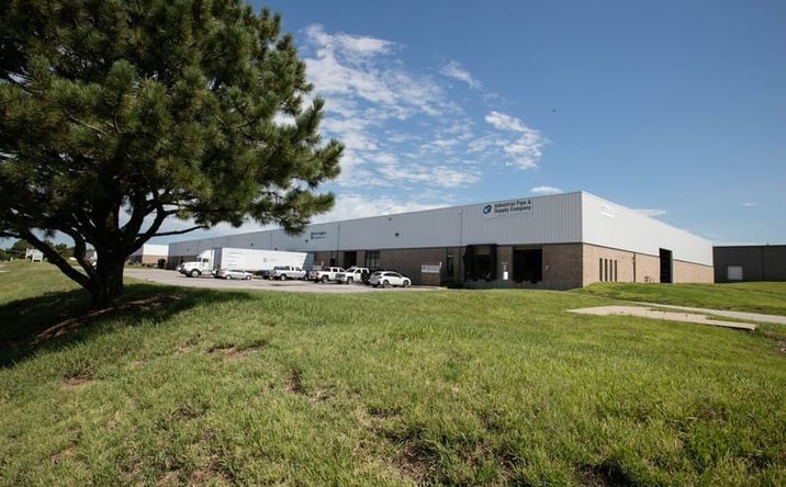 Pictures of Industrial property located at 13406 Industrial Rd, Omaha, NE 68137 for lease - image #1