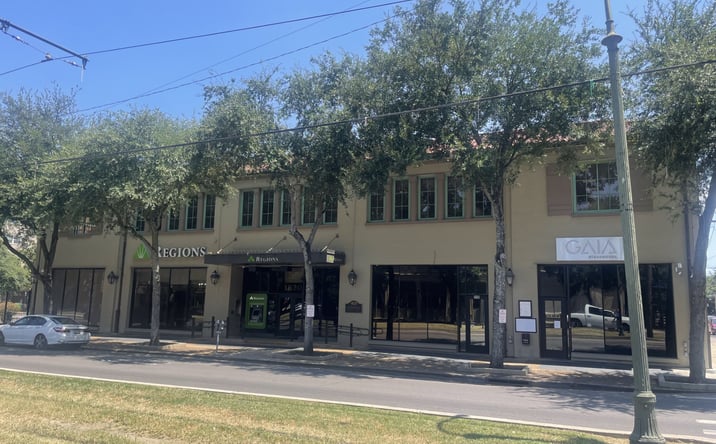 Pictures of Office property located at 1820 St. Charles Avenue, New Orleans, LA 70130 for lease - image #1