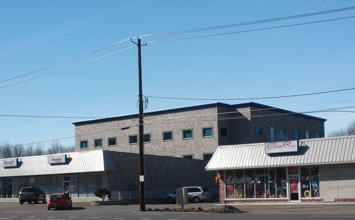 Pictures of Retail, Office property located at 1901 Vestal Pkwy E, Vestal, NY 13850 for lease - image #1
