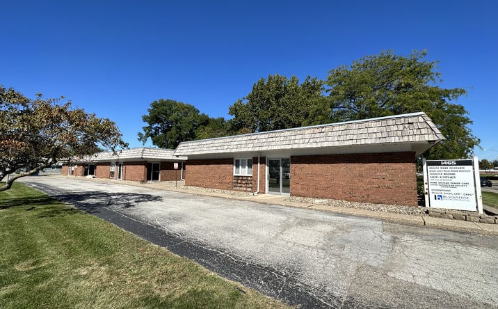 Pictures of Office property located at 1465 41st St, Moline, IL 61265 for lease - image #1