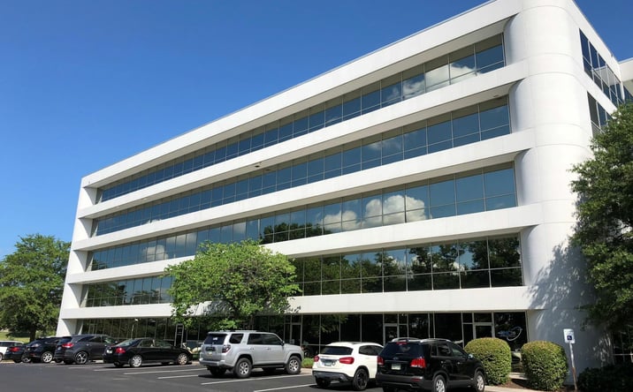 Pictures of Office property located at 408 N Cedar Bluff Rd, Knoxville, TN 37923 for lease - image #1