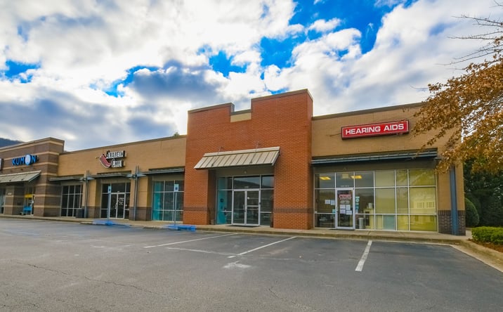 Pictures of Retail, Restaurant property located at 2030 Cecil Ashburn Drive, Huntsville, AL 35802 for lease - image #1
