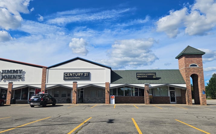 Pictures of Office, Retail property located at 5580 State St, Saginaw, MI 48603 for lease - image #1