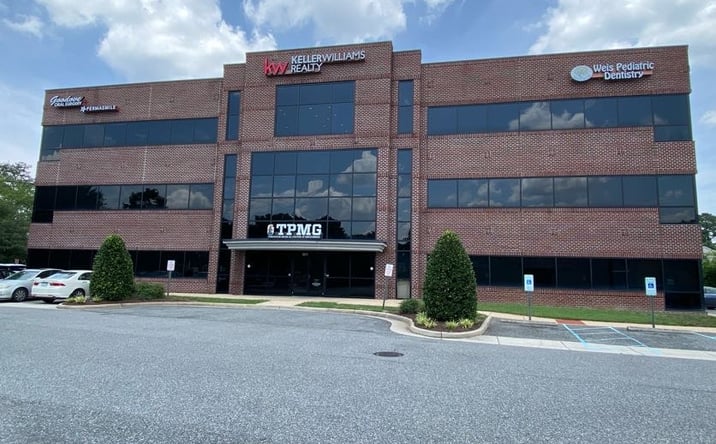 Pictures of Office property located at 1100 Volvo Parkway, Chesapeake, VA 23320 for lease - image #1