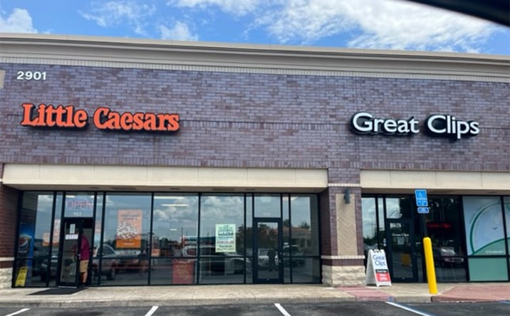 Pictures of Retail property located at 2901 W Broadway, Columbia, MO 65203 for lease - image #1