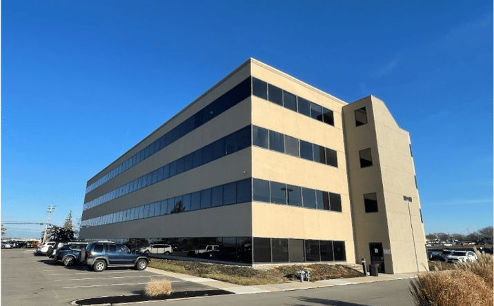 Pictures of Office property located at 110 Boggs Ln, Cincinnati, OH 45246 for lease - image #1