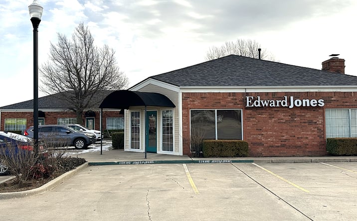 Pictures of Office property located at 9300 S Pennsylvania Ave, Oklahoma City, OK 73159 for lease - image #1