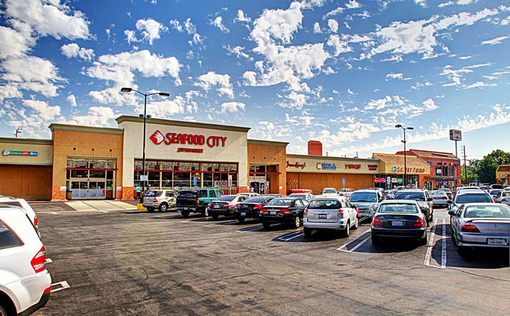 Pictures of Retail property located at 16130-16144 Nordhoff St, North Hills, CA 91343-3044 for lease - image #1