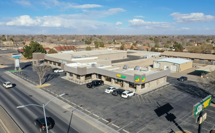 Pictures of Retail property located at 2901 N Main St, Roswell, NM 88201 for lease - image #1