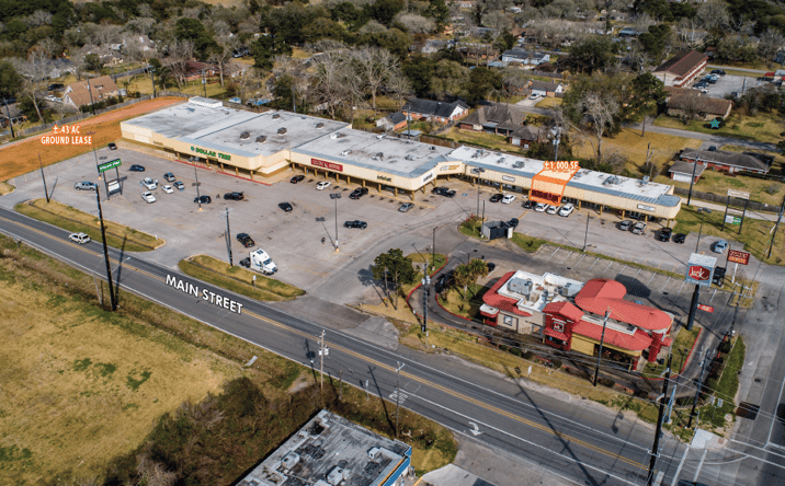 Pictures of Retail property located at 6721 Main Street, Hitchcock, TX 77563 for lease - image #1