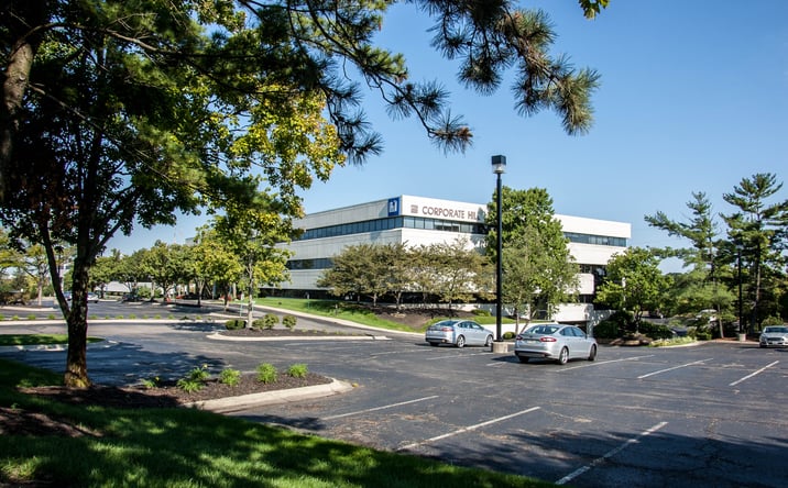 Pictures of Office property located at 100 West Old Wilson Bridge Rd, Columbus, OH 43085 for lease - image #1
