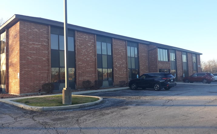 Pictures of Office property located at 19150 Kedzie Avenue, Homewood, IL 60430 for lease - image #1