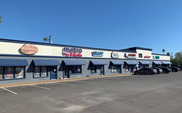 Pictures of Retail property located at 620 E King Ave, Kingsville, TX 78363 for lease - image #1