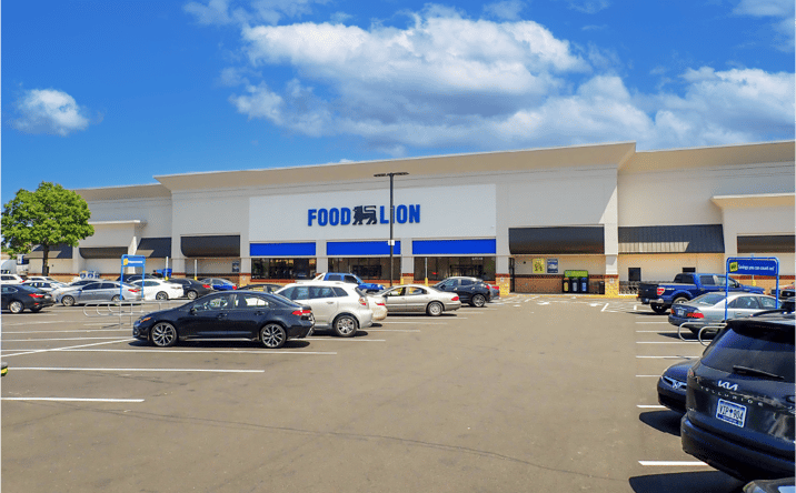 Pictures of Retail property located at 1945 W Palmetto St, Florence, SC 29501 for lease - image #1
