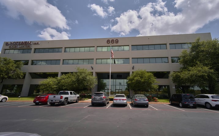 Pictures of Office property located at 669 Airport Fwy, Hurst, TX 76053 for lease - image #1