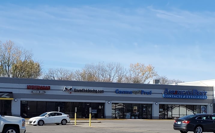 Pictures of Retail property located at 3400 55th St NW, Rochester, MN 55901 for lease - image #1