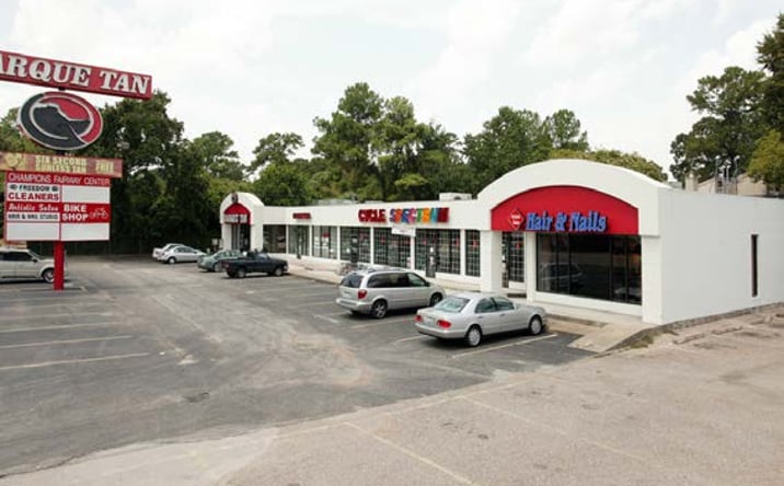 Pictures of Retail property located at 5950 West FM 1960 Road, Houston, TX 77346 for lease - image #1
