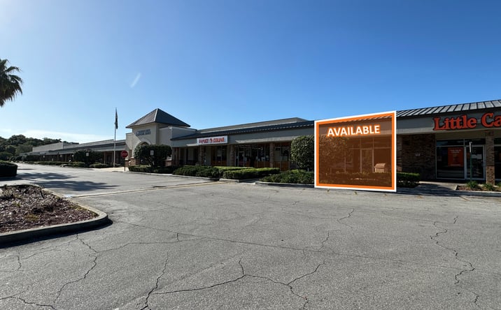 Pictures of Retail, Land property located at 328 - 348 E New York Ave, Deland, FL 32724 for lease - image #1