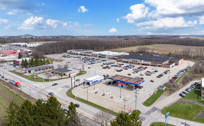 Pictures of Retail property located at 1606 N Center Ave, Somerset, PA 15501 for lease - image #1