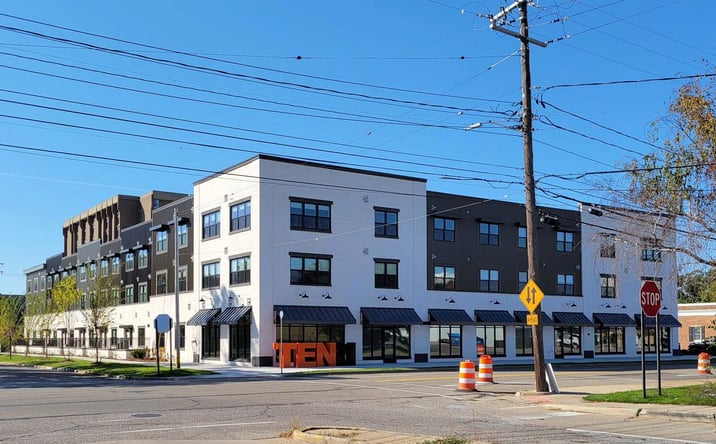 Pictures of Retail property located at 1021 Jefferson St, Muskegon, MI 49440 for lease - image #1