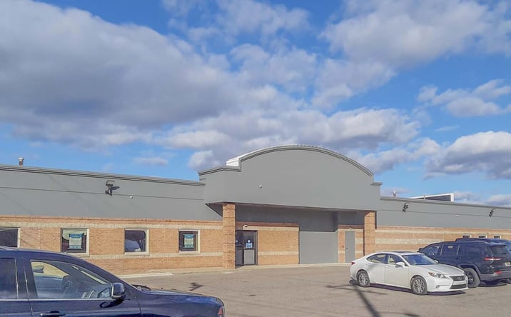 Pictures of Industrial property located at 14350 W 8 Mile Road, Oak Park, MI 48237 for lease - image #1