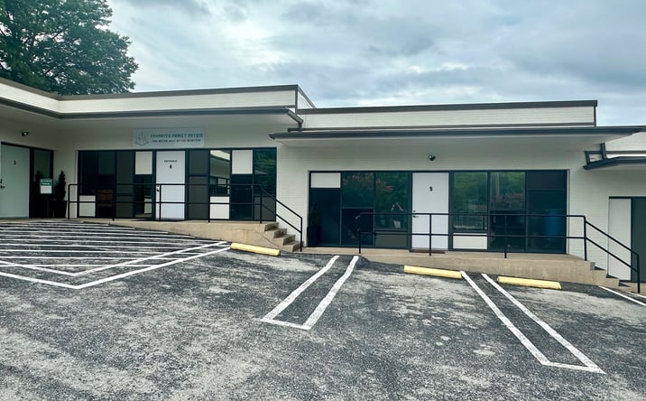 Pictures of Office property located at 1401 Applewood Dr, Dalton, GA 30720 for lease - image #1