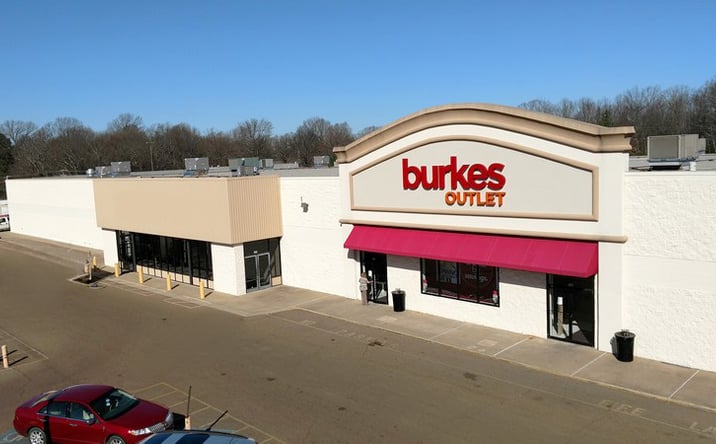 Pictures of Retail property located at 110-202 Keating Rd, Batesville, MS 38606 for lease - image #1