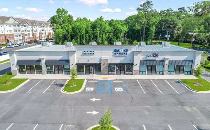 Pictures of Retail, Office, Restaurant property located at 4410 Ogeechee Rd, Savannah, GA 31405 for lease - image #1