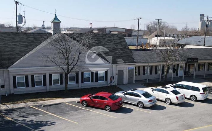 Pictures of Retail property located at 705-713 Conant St, Maumee, OH 43537 for lease - image #1